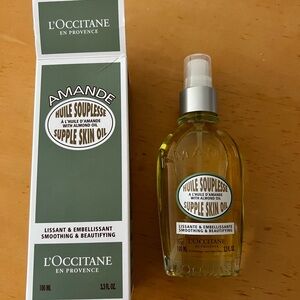 L'OCCITANE Almond Supple Skin Oil